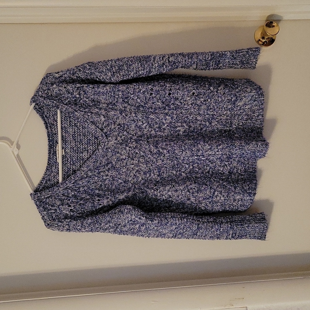 American eagle size medium sweater
